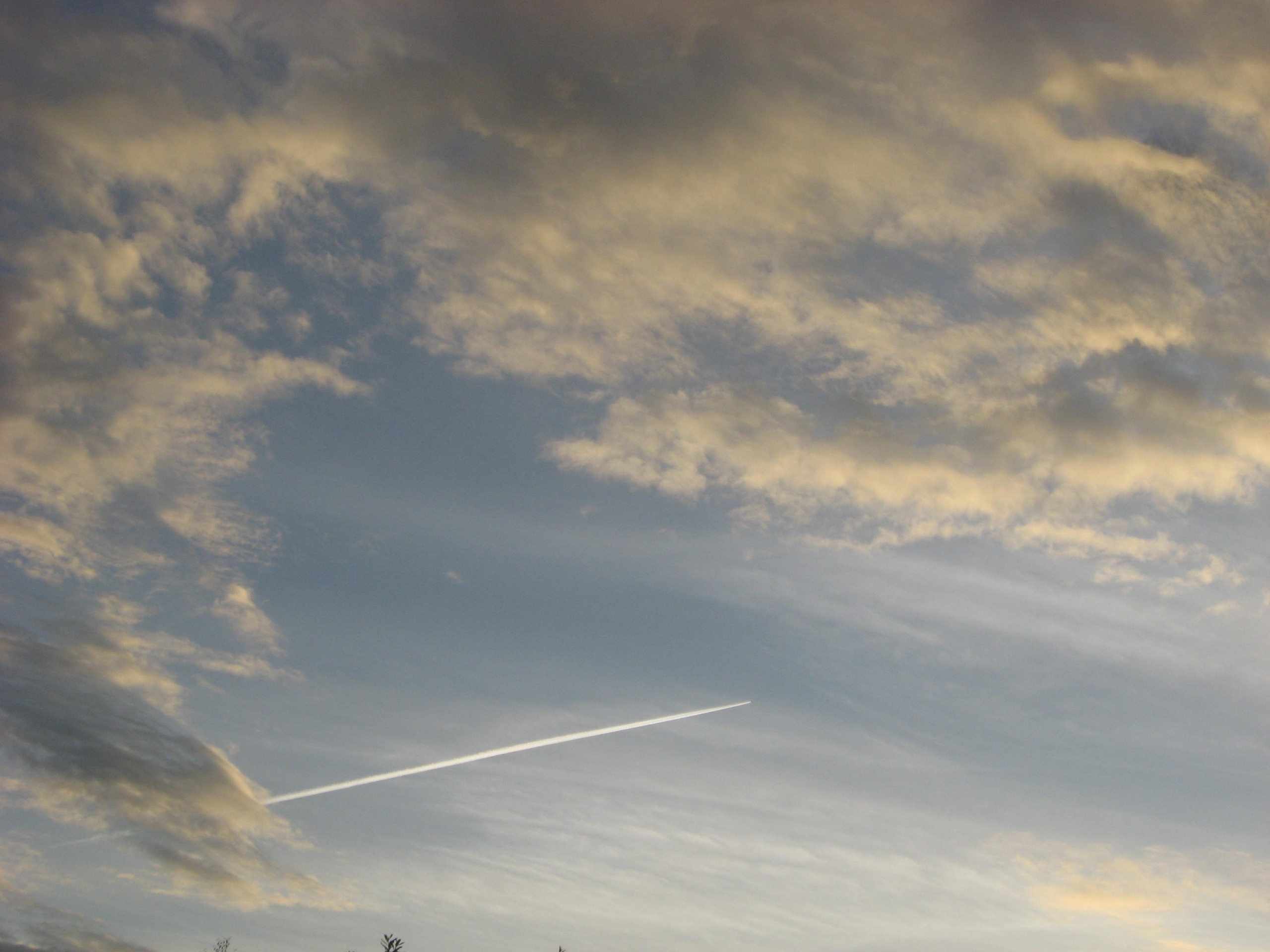 Бумажный самолётик. Текст песни.