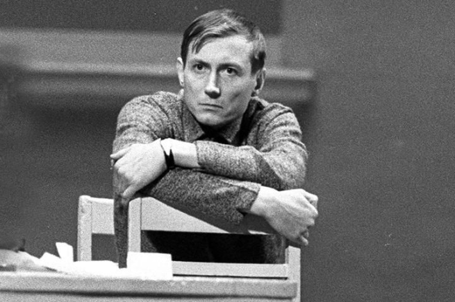 Вышло что-то