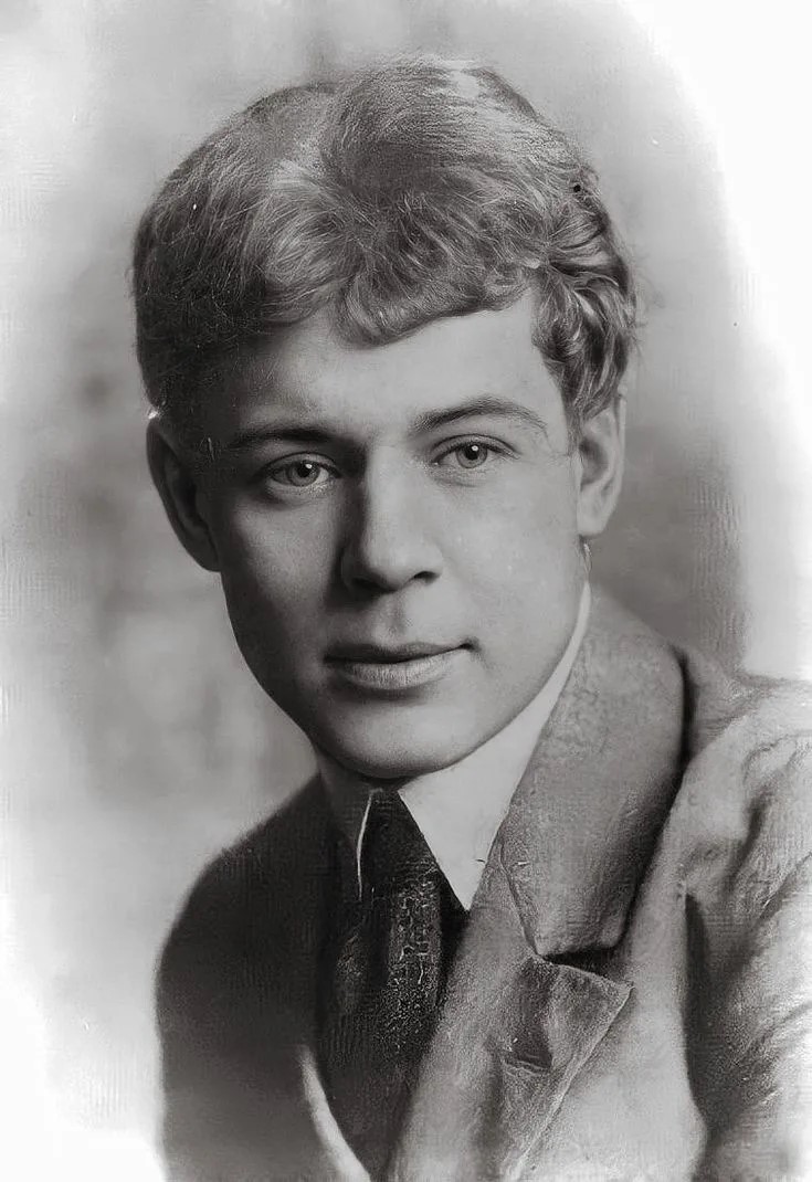 Ещё, свеча, гори!