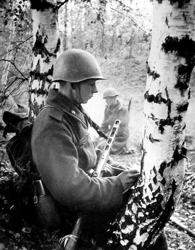 Солдатам непришедшим с войны посвящается с признанием и любовью