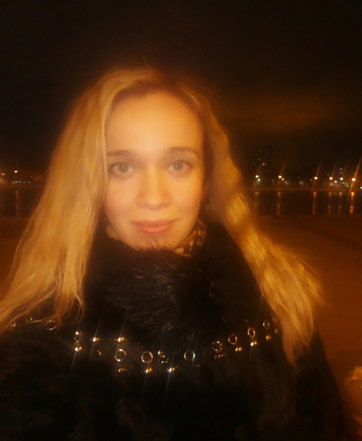 Нева за окнами...