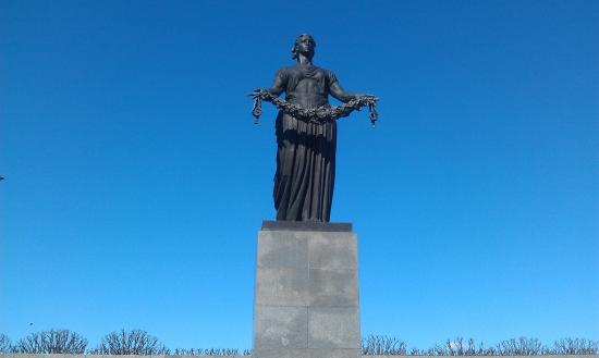 Пискарёвское кладбище