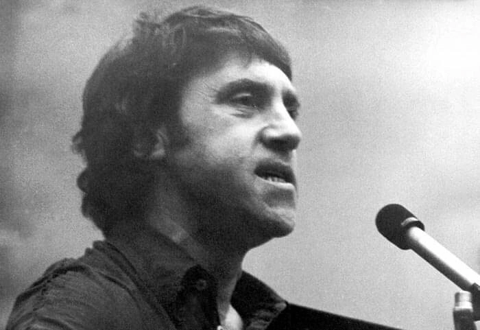 В параллель В. Высоцкому на стихи «Я не люблю»