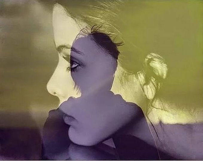 Разносчица 